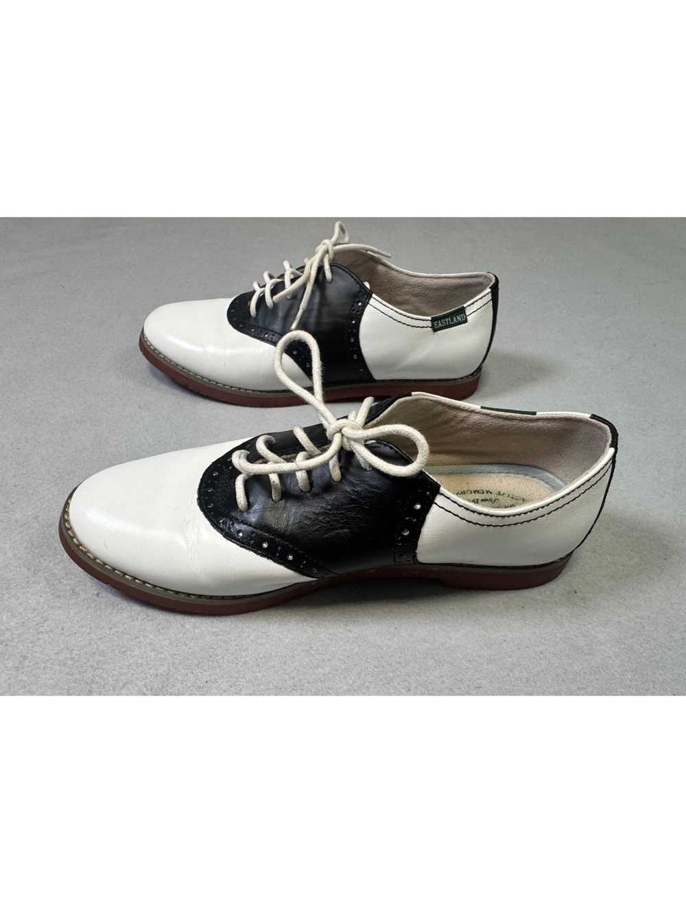 Eastland Women's Sadie Saddle Oxfords Size 7M - Picture 9 of 9